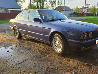 1992 BMW 5 серии 520i III (E34), синий, 650000 рублей, вид 1