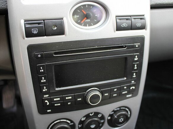 2012 Lada (ВАЗ) Priora I, чёрный, 259000 рублей - вид 11