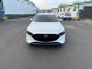 2021 Mazda 3 IV (BP), белый, 2450000 рублей, вид 1