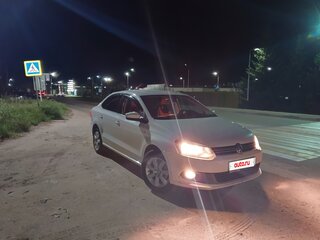 2014 Volkswagen Polo V, белый, 800000 рублей, вид 2