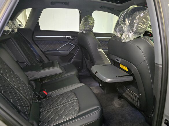 2026 Audi Q3 35 TFSI II (F3), серый - вид 36