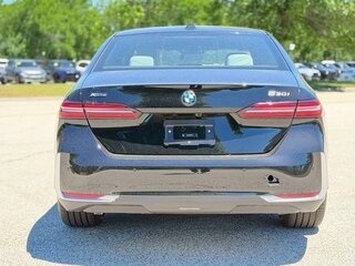 2026 BMW 5 серии 530i xDrive VIII (G60/G61/G68), чёрный, 10536464 рублей, вид 2