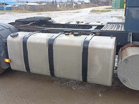 2012 Volvo FH, синий, 3600000 рублей, вид 5