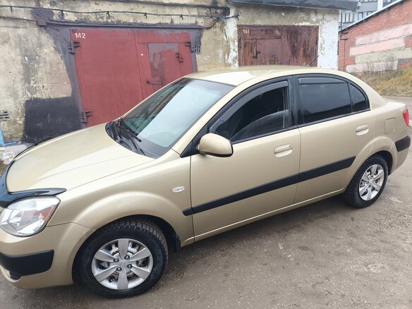 2008 Kia Rio II, бежевый, 430000 рублей - вид 6