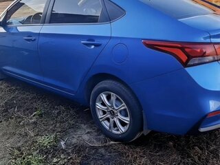 2017 Hyundai Solaris II, синий, 1200000 рублей, вид 3