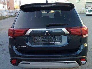 2022 Mitsubishi Outlander III Рестайлинг 3, синий, 3000000 рублей, вид 2