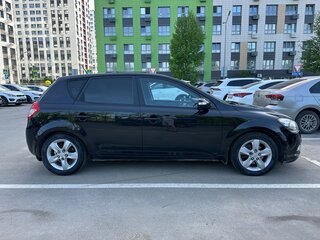 2010 Kia Ceed I Рестайлинг, чёрный, 810000 рублей, вид 3