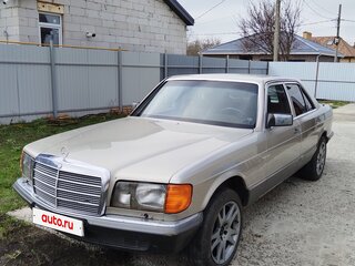 1984 Mercedes-Benz S-Класс 300 II (W126), серебристый, 425000 рублей, вид 2