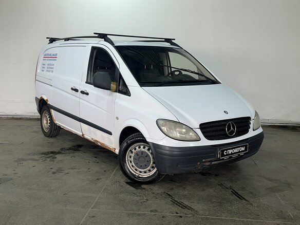 2006 Mercedes-Benz Vito II (W639), белый - вид 2
