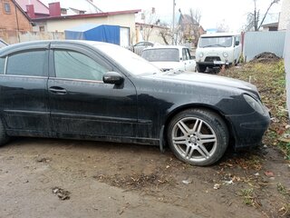 2003 Mercedes-Benz E-Класс 200 NGT III (W211, S211), чёрный, 600000 рублей, вид 3
