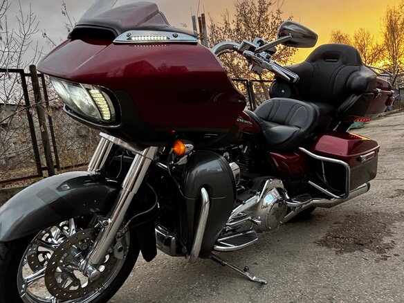 2016 Harley-Davidson CVO Road Glide, красный, 1600000 рублей - вид 19