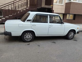 2011 Lada (ВАЗ) 2107, белый, 250000 рублей, вид 3