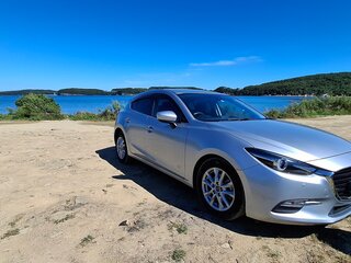 2017 Mazda Axela III Рестайлинг, серый, 1450000 рублей, вид 1