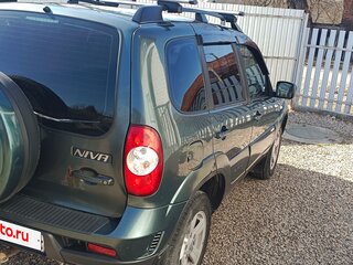 2014 Chevrolet Niva I Рестайлинг, зелёный, 520000 рублей, вид 4