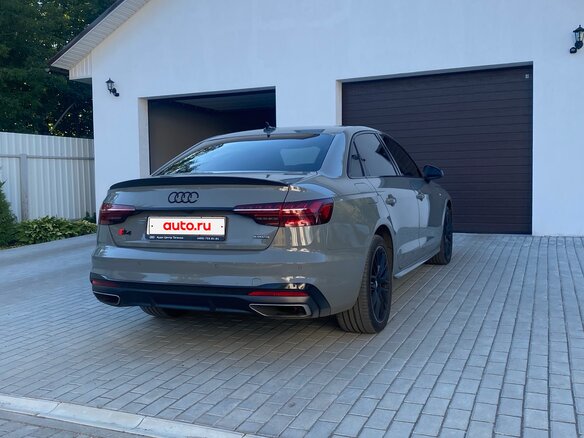 2020 Audi A4 45 TFSI V (B9) Рестайлинг, серый, 3300000 рублей - вид 5