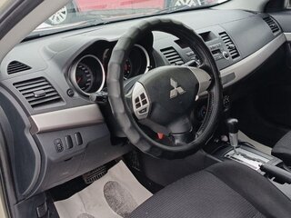 2007 Mitsubishi Lancer X, бежевый, 650000 рублей, вид 5