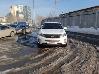 2012 Kia Sorento II Рестайлинг, белый, 1580000 рублей, вид 2