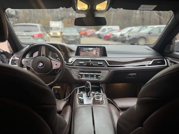 2022 BMW 7 серии 740d xDrive VI (G11/G12) Рестайлинг, серый, 7000000 рублей - вид 7