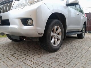 2012 Toyota Land Cruiser Prado 150 Series, серебристый, 2509000 рублей, вид 3