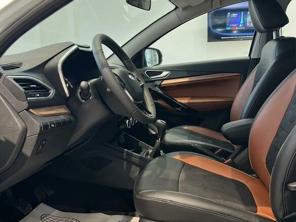 2026 Lada (ВАЗ) Vesta SW Cross I Рестайлинг (NG), белый - вид 7