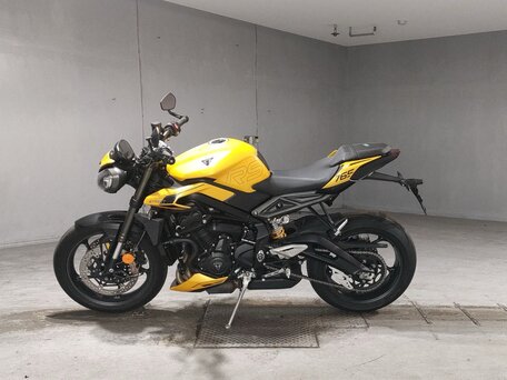 2023 Triumph Street Triple, жёлтый, 1028000 рублей, вид 2