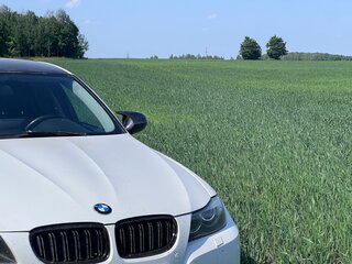 2011 BMW 3 серии 318i V (E90/E91/E92/E93) Рестайлинг, белый, 850000 рублей, вид 2