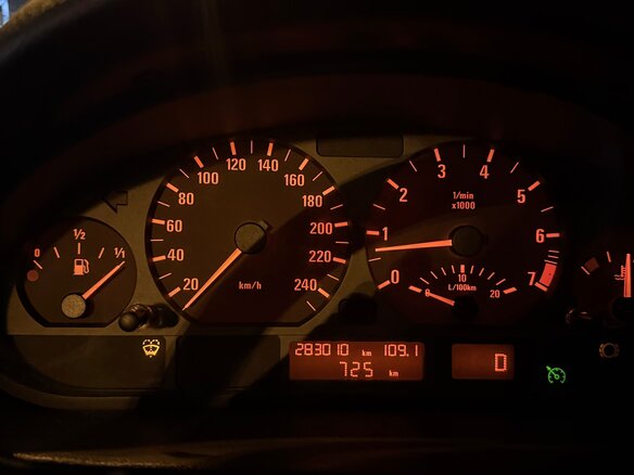 2004 BMW 3 серии 320i IV (E46) Рестайлинг, чёрный, 621000 рублей - вид 18