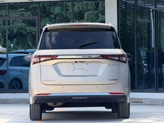 2022 Wuling Jiachen, бежевый, 1330000 рублей, вид 5