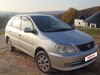 2002 Toyota Nadia, серебристый, 660000 рублей, вид 2