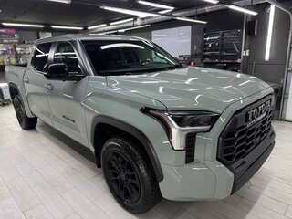 2023 Toyota Tundra CrewMax III, зелёный, 7600000 рублей, вид 2
