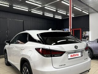 2020 Lexus RX 300 IV Рестайлинг, белый, 4500000 рублей, вид 4