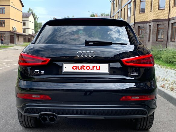 2013 Audi Q3 I (8U), чёрный - вид 16