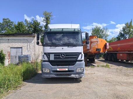 2011 Mercedes-Benz Axor, белый, 1550000 рублей, вид 1