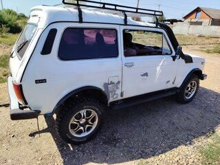 2000 Lada (ВАЗ) 2121 (4x4) Фора I Рестайлинг, белый, 370000 рублей, вид 3
