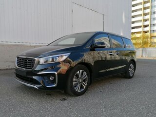 2020 Kia Carnival III, чёрный, 2700000 рублей, вид 1