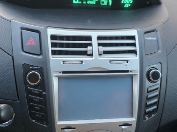 2008 Toyota Yaris Multimode II, красный, 510000 рублей - вид 9
