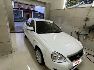 2018 Lada (ВАЗ) Priora I Рестайлинг, белый, 650000 рублей, вид 2