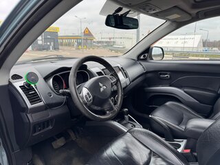 2007 Mitsubishi Outlander II, серый, 850000 рублей, вид 1