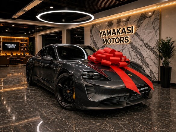 2020 Porsche Taycan Turbo S I, серый