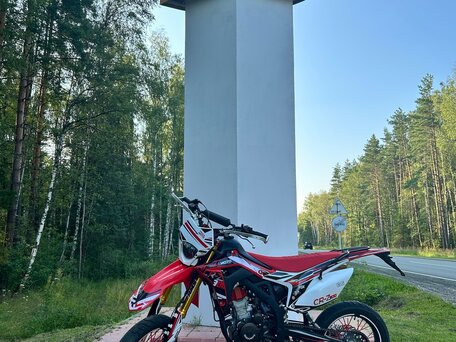 2024 Regulmoto CR-Z 300, красный, 365000 рублей, вид 4