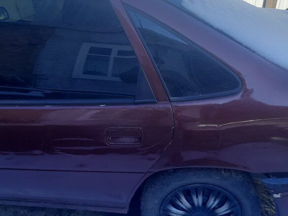 1992 Opel Vectra KAT A, пурпурный, 100000 рублей - вид 1