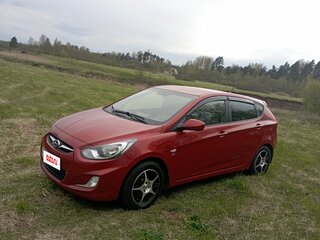 2012 Hyundai Solaris I, красный, 800000 рублей, вид 1