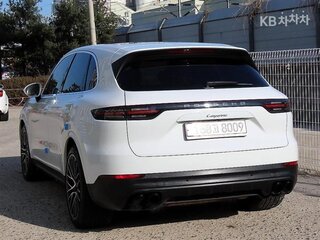 2019 Porsche Cayenne Coupé III, белый, 7100000 рублей, вид 2