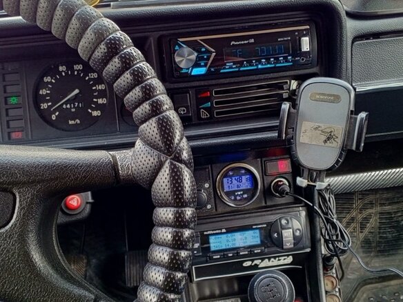 2011 Lada (ВАЗ) 2104, серебристый, 360000 рублей - вид 9