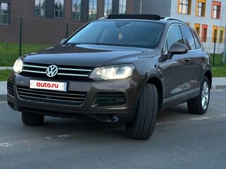 2012 Volkswagen Touareg II, коричневый, 1750000 рублей, вид 1