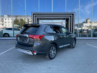 2019 Mitsubishi Outlander III Рестайлинг 3, серый, 2470000 рублей, вид 4