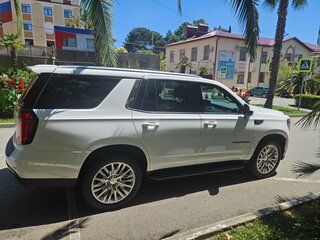 2023 GMC Yukon V, белый, 9700000 рублей, вид 3