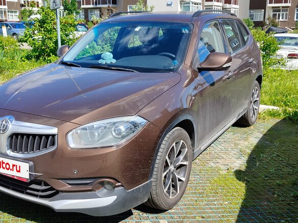 2017 Brilliance V5 I Рестайлинг, коричневый, 740000 рублей