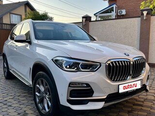 2020 BMW X5 40d IV (G05/G18), белый, 7350000 рублей, вид 1