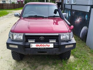 1993 Toyota Hilux Surf II Рестайлинг, пурпурный, 1000000 рублей, вид 2